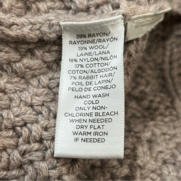 LOFT Off Shoulder Cable Knit Sweater Women's Size XS Beige Ribbed Wool Blend - Picture 5 of 10
